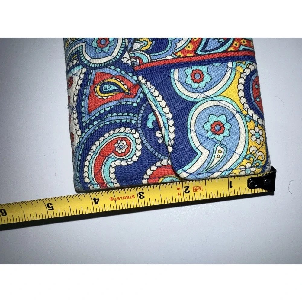 Vera Bradley Marina Paisley Wallet Passport Holder White Blue Multi Color L - Picture 3 of 5